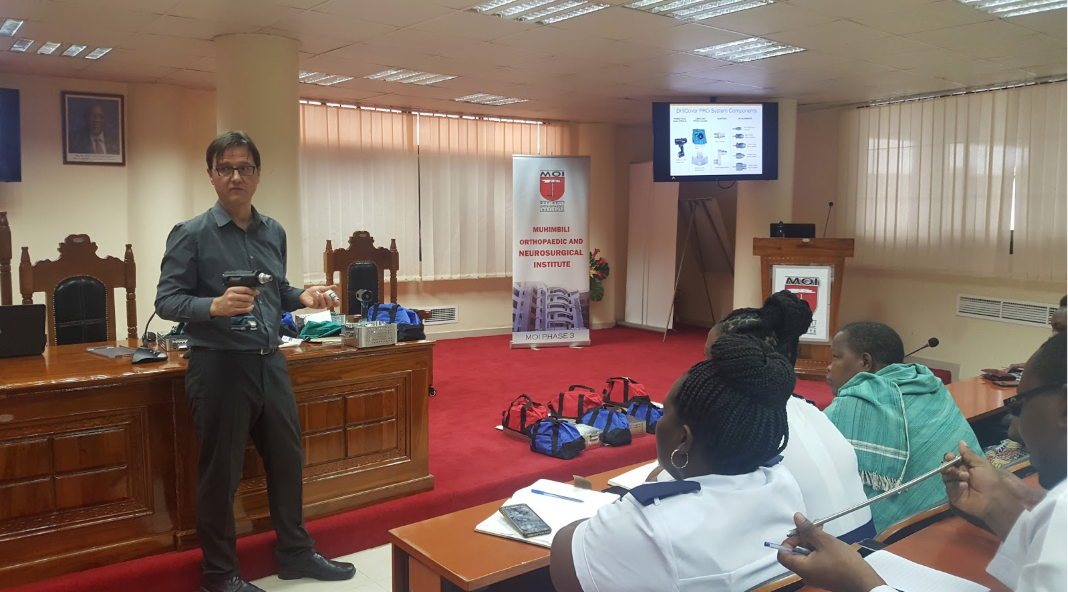 Fedja conducts a training session at Muhimbili Orthopaedic Institute in Dar es Salaam, Tanzania. 